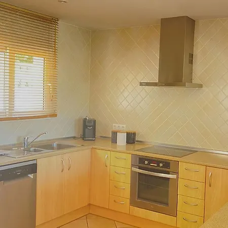 Sunny Hills - Garnier Villa